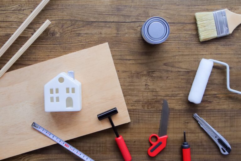 民泊のリフォーム費用を安く抑える秘訣とは？補助金活用とDIYのコツ