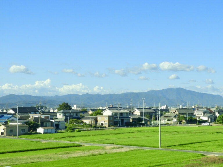 市街化調整区域で民泊はできる？開業条件と確認すべき許可・規制